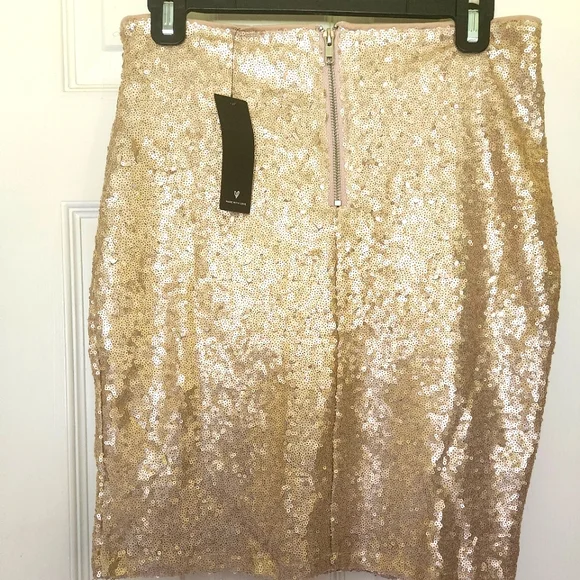 Trendy party sequin skirt - Picture 2 of 4